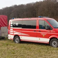 busneu_hänger_schräg.png