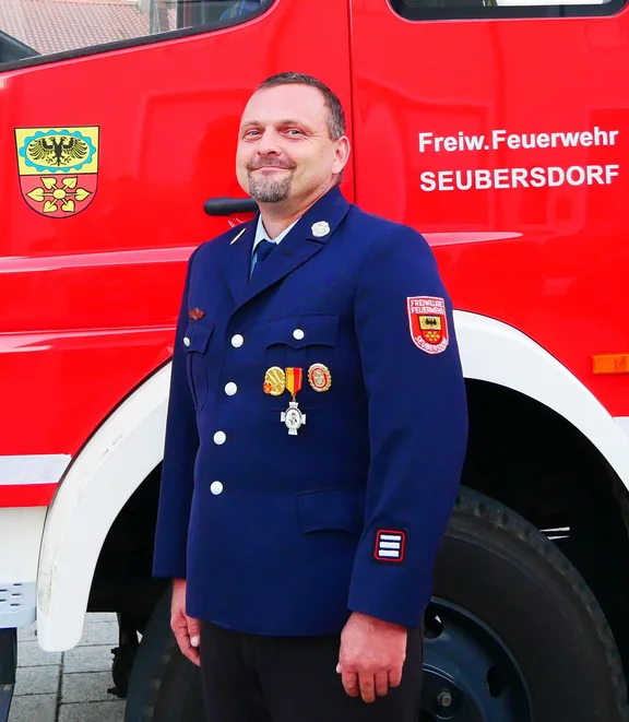 mike hübner.jpg
